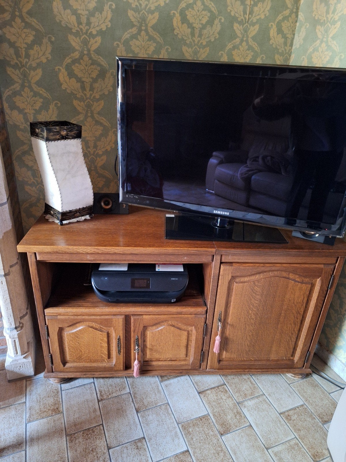 TV kast in eik, Ophalen