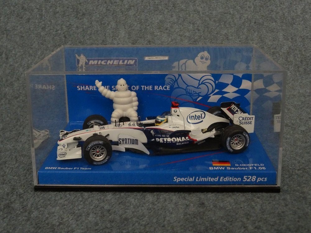 F1 BMW Sauber F1.06 Heidfeld zeldzame MICHELIN uitgave OVP, Hobby & Loisirs créatifs, Voitures miniatures | 1:43, Utilisé, Voiture