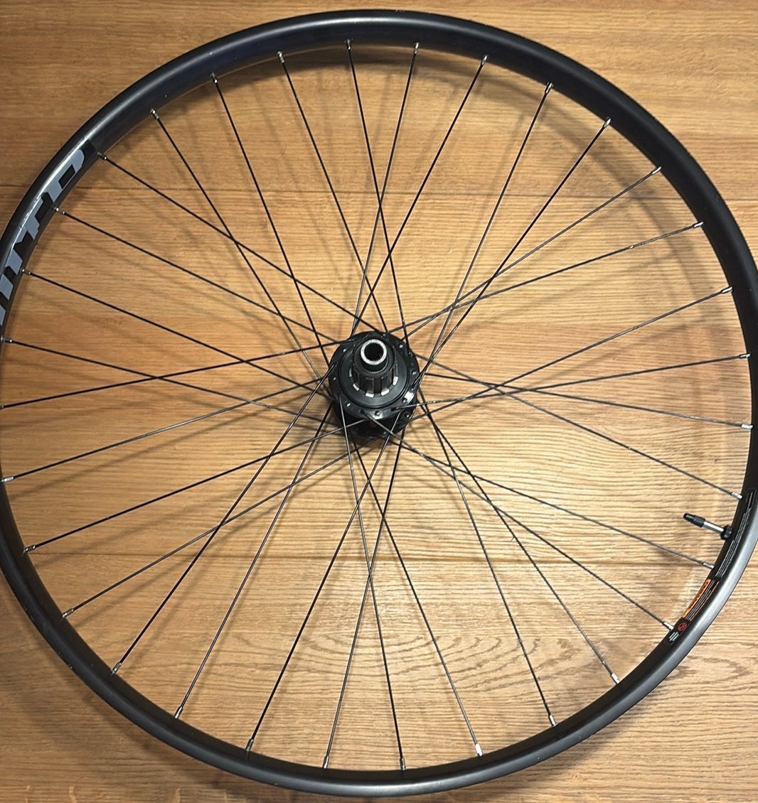 Enduro aluminium mountain bike achterwiel, Fietsen en Brommers, Fietsonderdelen, Wiel, Ophalen of Verzenden, Zo goed als nieuw