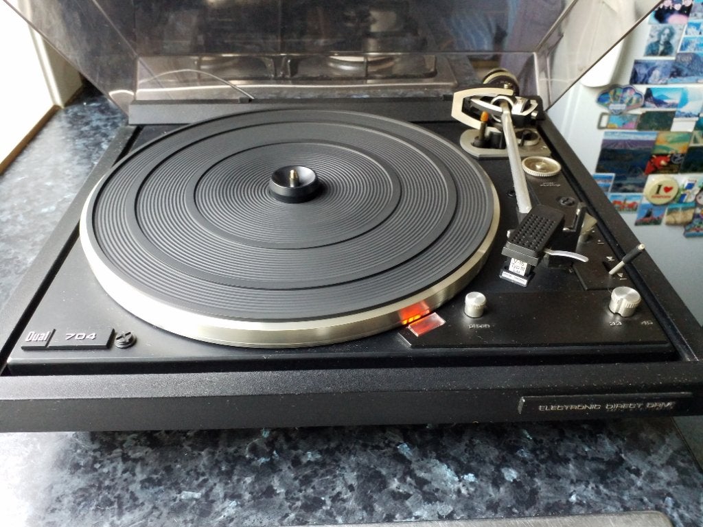 DUAL 704 ,SEMI AUTOMAAT MET SHURE V15 TYP III (top element), Enlèvement, Tourne-disque, Dual, Réglage pitch