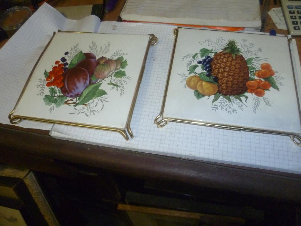 2 VINTAGE ONDERLEGGERS, Antiek en Kunst, Ophalen