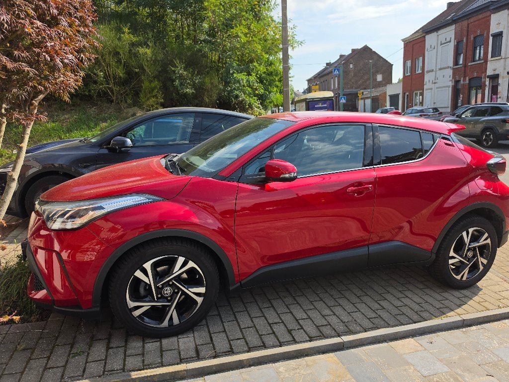 Toyota C-HR 5 portes 1.8L Hybrid CVT C-LUB, Autos, Rouge, Cuir et Alcantara, Achat, Euro 6