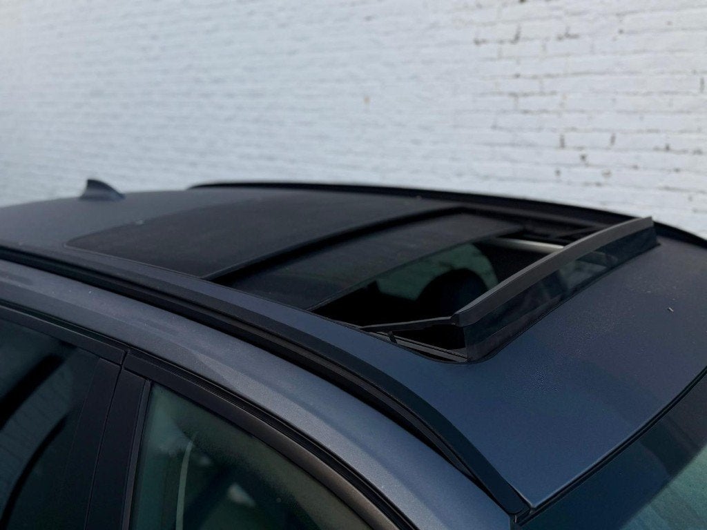 BMW 330 e PHEV * FULL HISTORIEK * PANO * 360 CAM * KEYLESS, Autos, BMW, Achat, Euro 6, Entreprise, Entretenue par le concessionnaire
