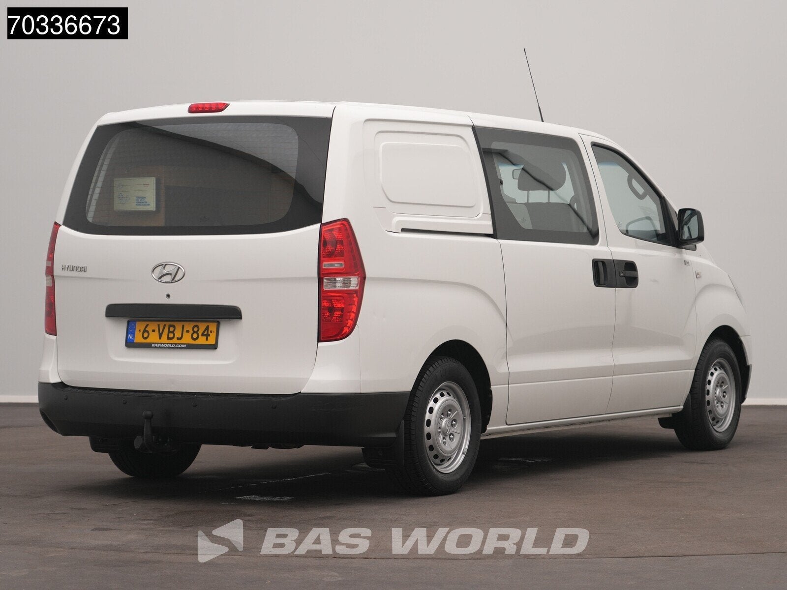 Hyundai Hyundai H300 136PK L2H1 Dubbele Cabine Airco Trekhaa, Autos, Achat, Entreprise, Boîte manuelle, Diesel