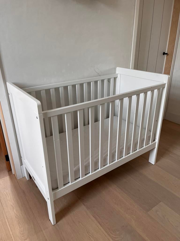 Bopita babybed met matras, Kinderen en Baby's, Babywiegjes en Ledikanten, Ophalen, Gebruikt
