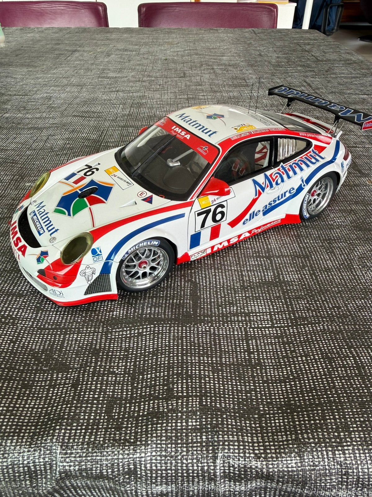 PORSCHE 911 997 GT3 RSR #76 WINNAAR GT2 LE MANS1/18 AUTOart, Hobby en Vrije tijd, Ophalen of Verzenden, Zo goed als nieuw, Autoart