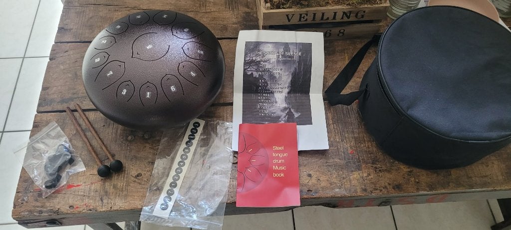 Steel tongue drum / tongdrum 30 cm met tas en accessoires, Enlèvement, Comme neuf, Percussion mélodique