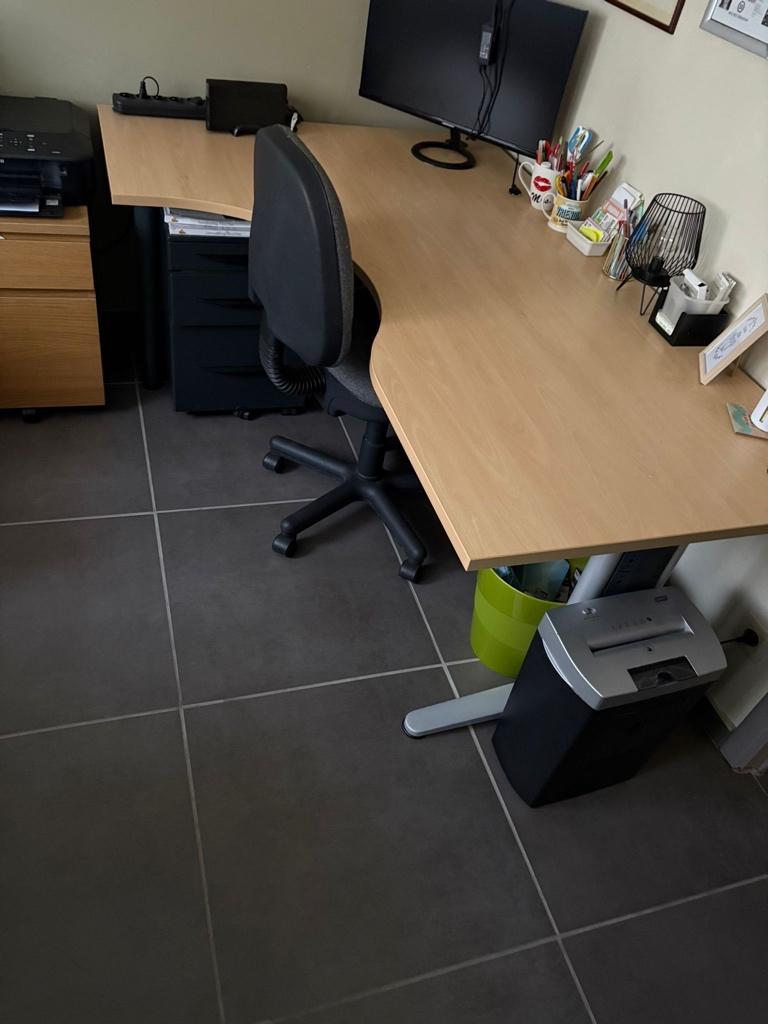 Bureau met ladenblok, Ophalen, Gebruikt