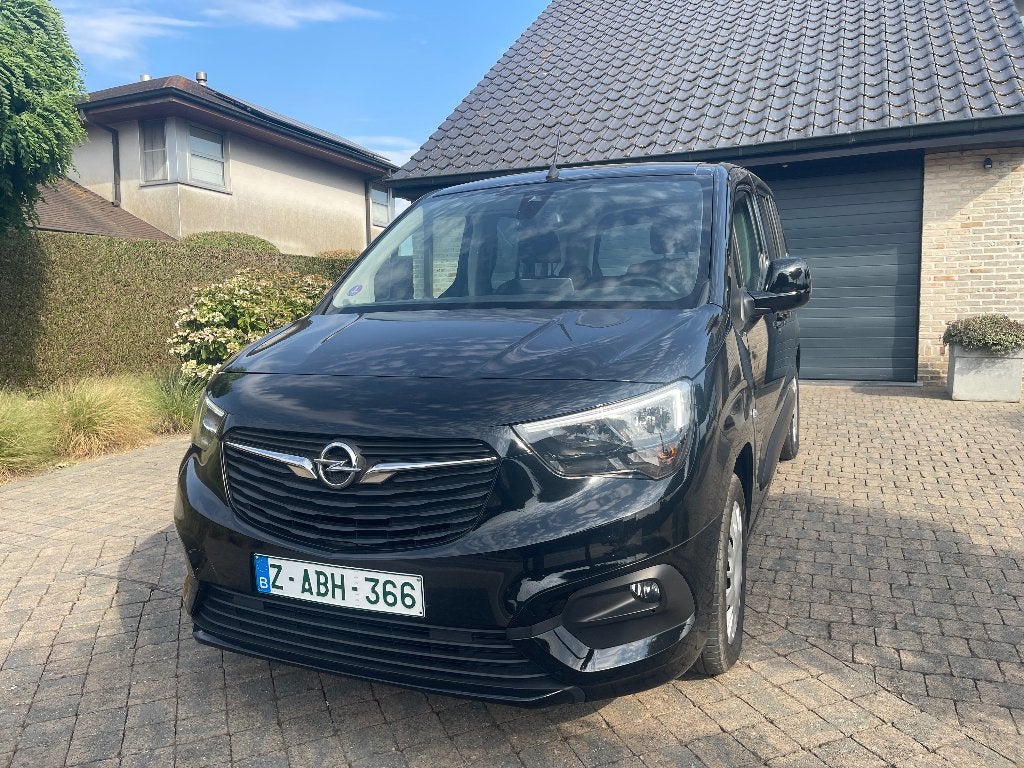 Opel Combo Life 1.2 Benzine AUTOMAAT met slechts 52.000km, Automaat, Monovolume, Euro 6, 1199 cc