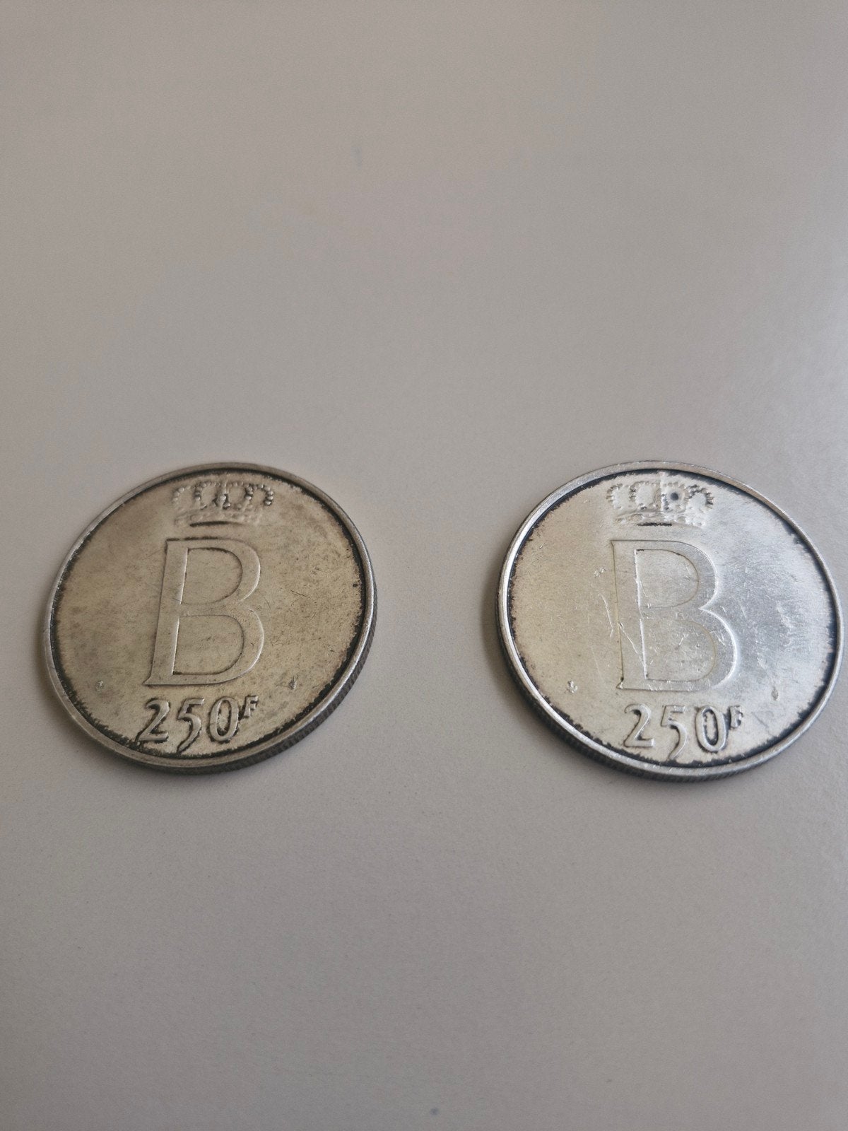 2x Zilveren Herdenkingsmunten 250 Belgische Frank 1976, Ophalen of Verzenden, Zilver, Zilver