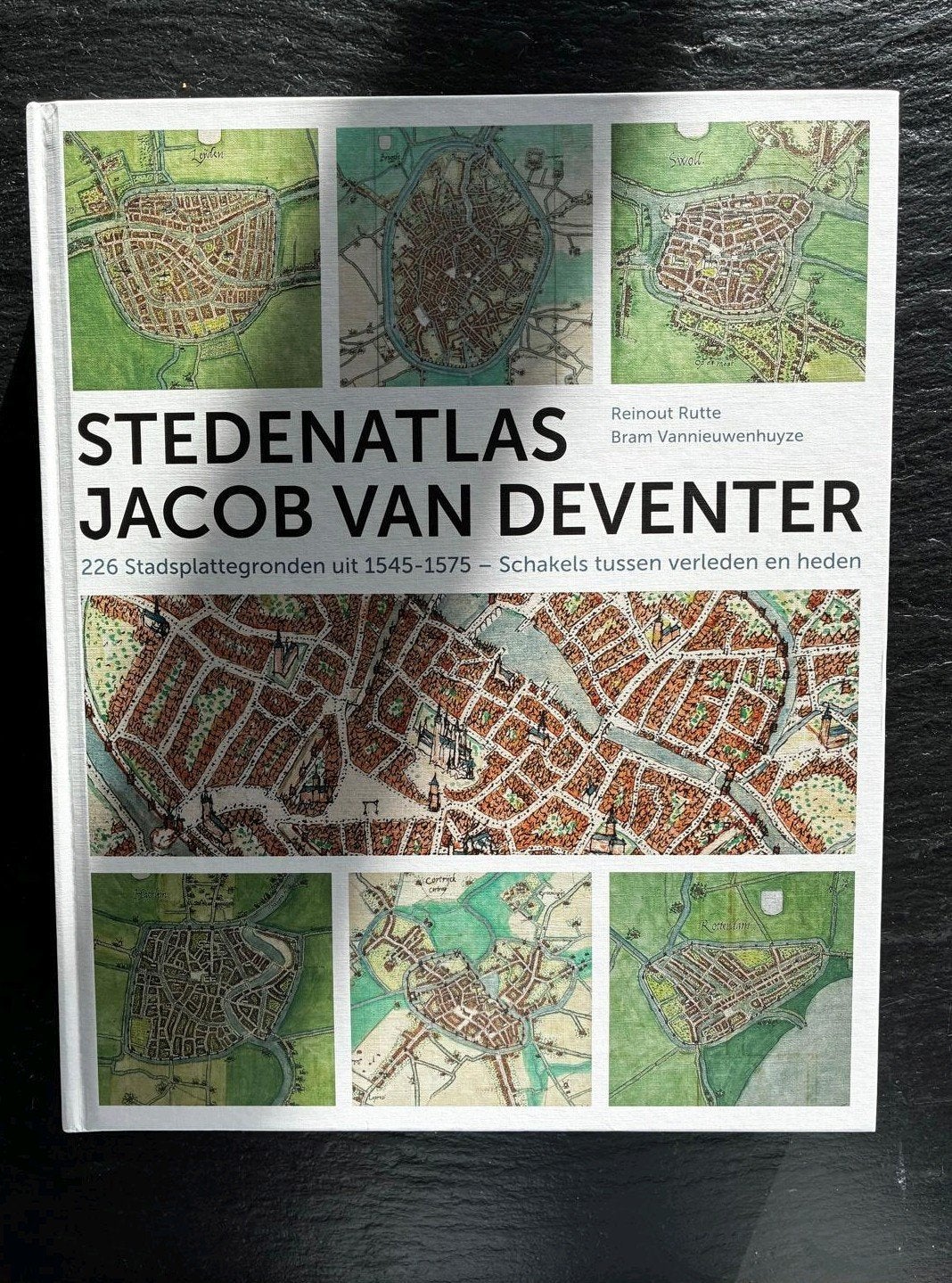 Reinout Rutte - Stedenatlas Jacob van Deventer, Boeken, Atlassen en Landkaarten, Ophalen of Verzenden, Reinout Rutte; Bram Vannieuwenhuyze
