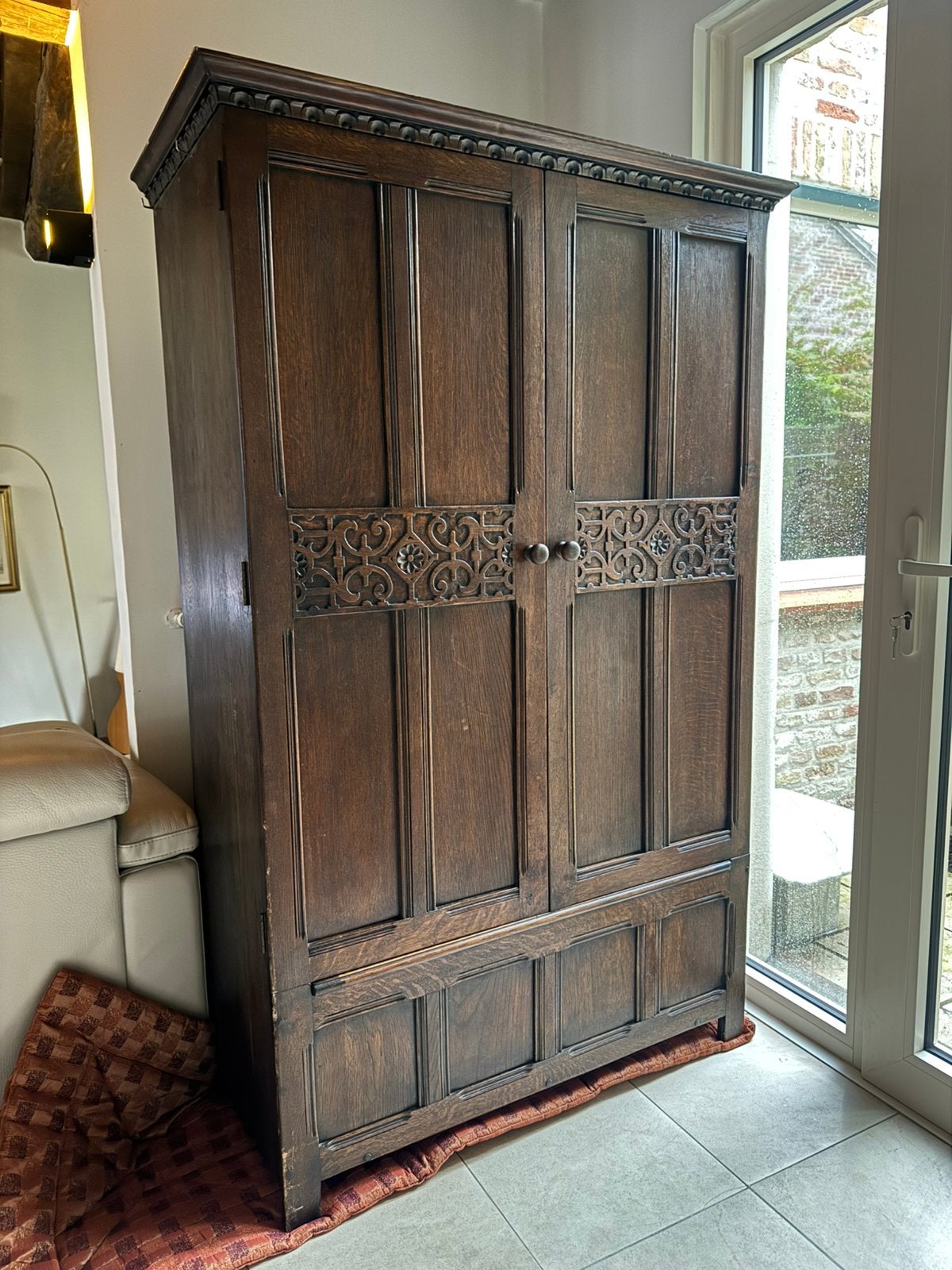 Magnifique armoire ancienne en bois, Enlèvement