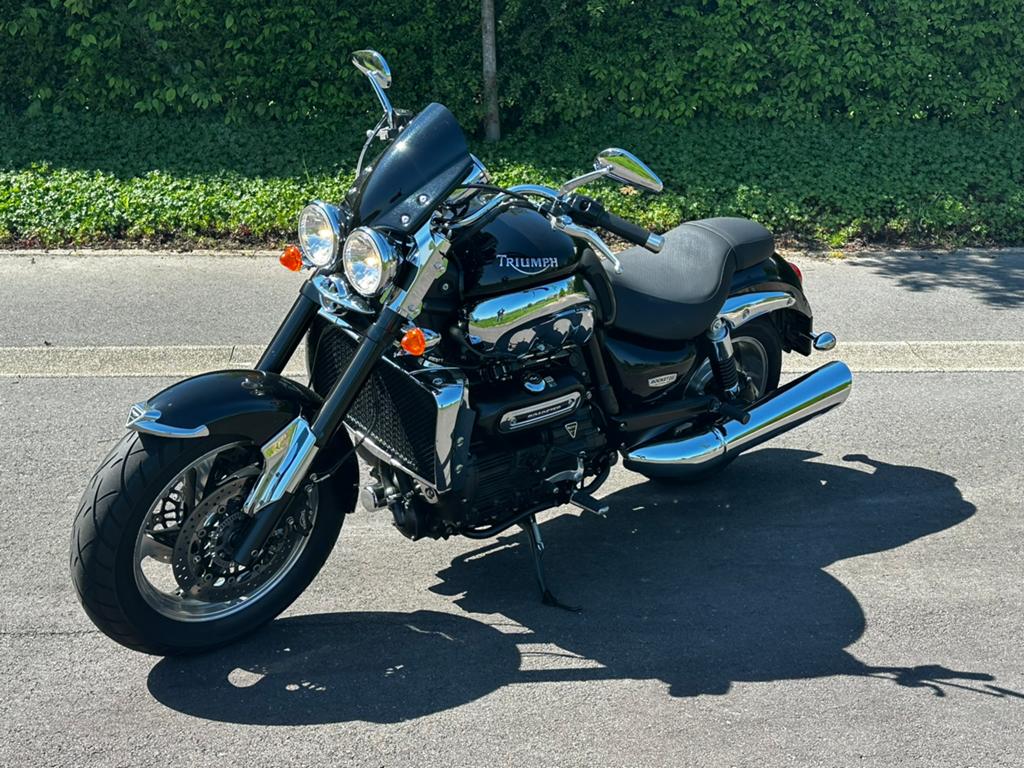 Triumph Rocket III Roadster, Motos, Motos | Triumph, Particulier, Chopper, plus de 35 kW, 3 cylindres, Occasion, Occasion, Enlèvement