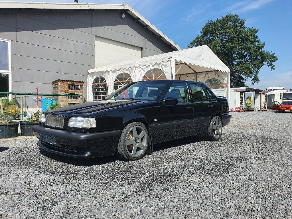 Volvo 850 T5-R, Auto's, Volvo, Zwart, Alcantara, 5 deurs, Particulier