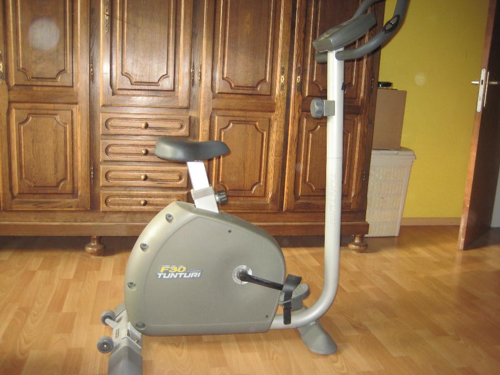 Tunturi hometrainer zeer goede staat., Ophalen, Zo goed als nieuw, Hometrainer