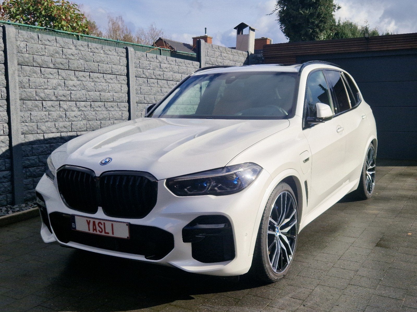 Bmw x5 45e  M pakket, met set winterbanden, Auto's, Automaat, Wit, Leder, Bedrijf
