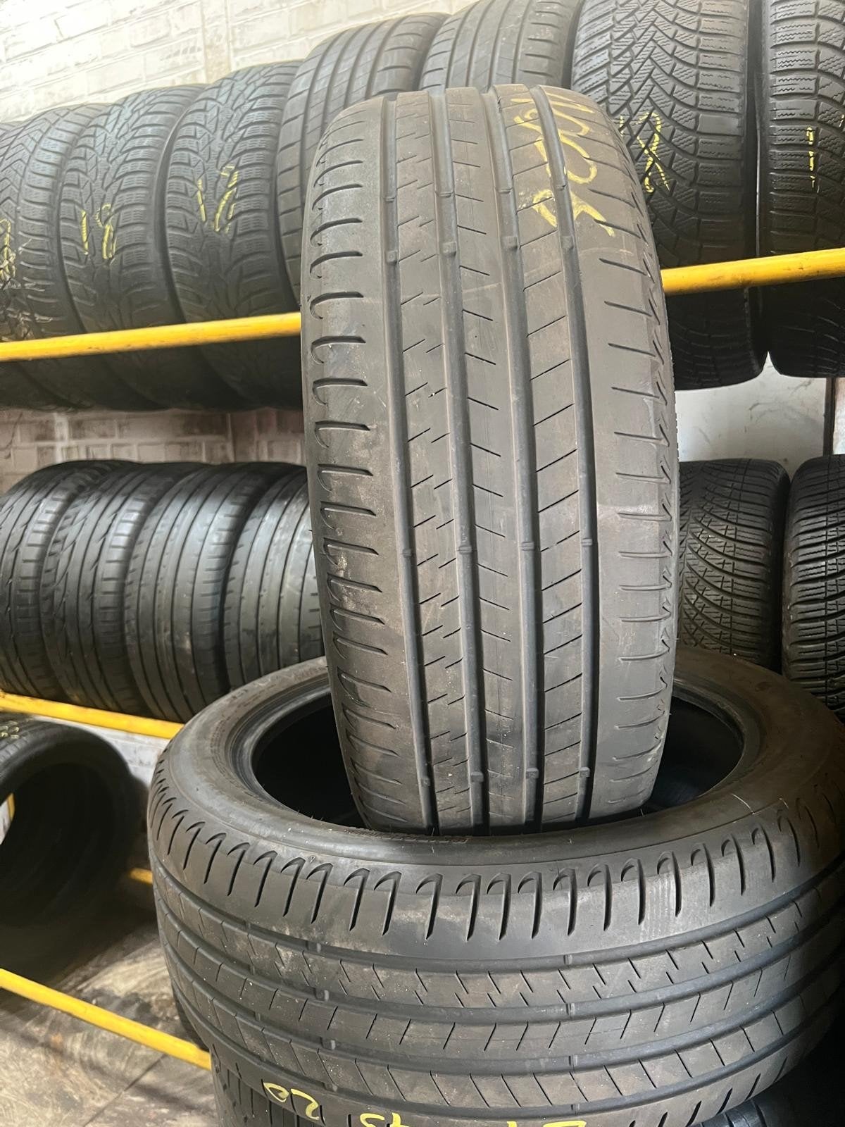 235 50 19 Bridgestone avec montage et équilibrage, Enlèvement