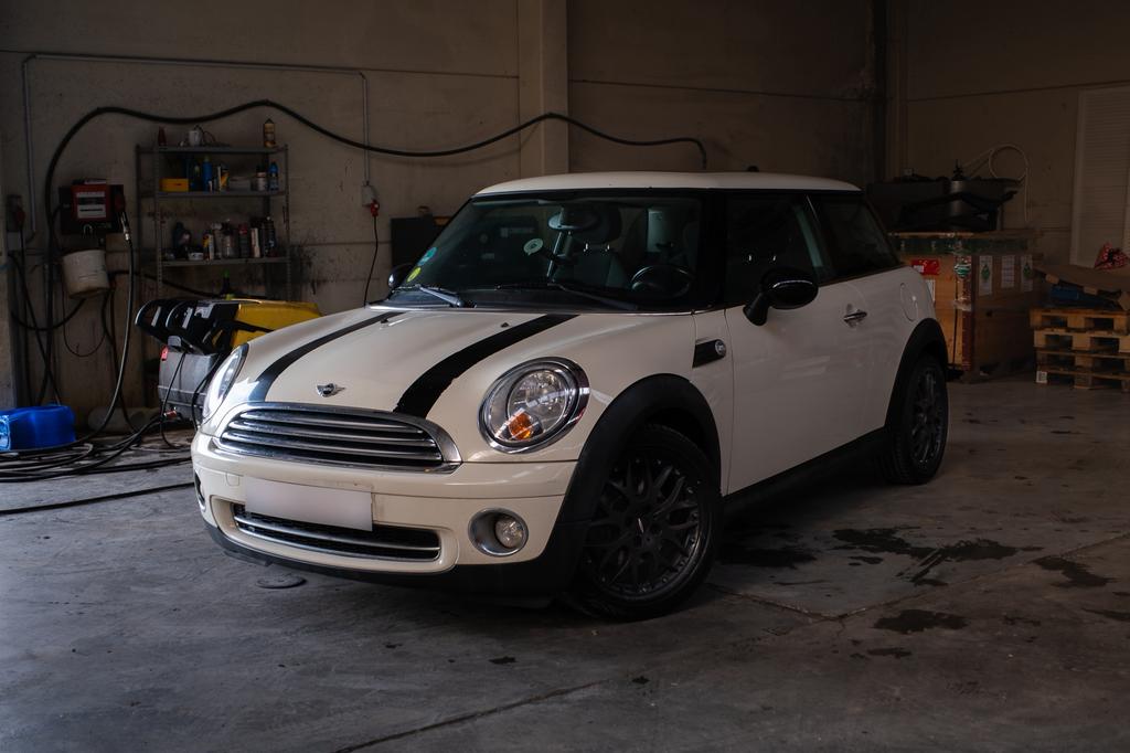 Mini One - Essence, Autos, Achat, Entreprise, Boîte manuelle, 1035 kg