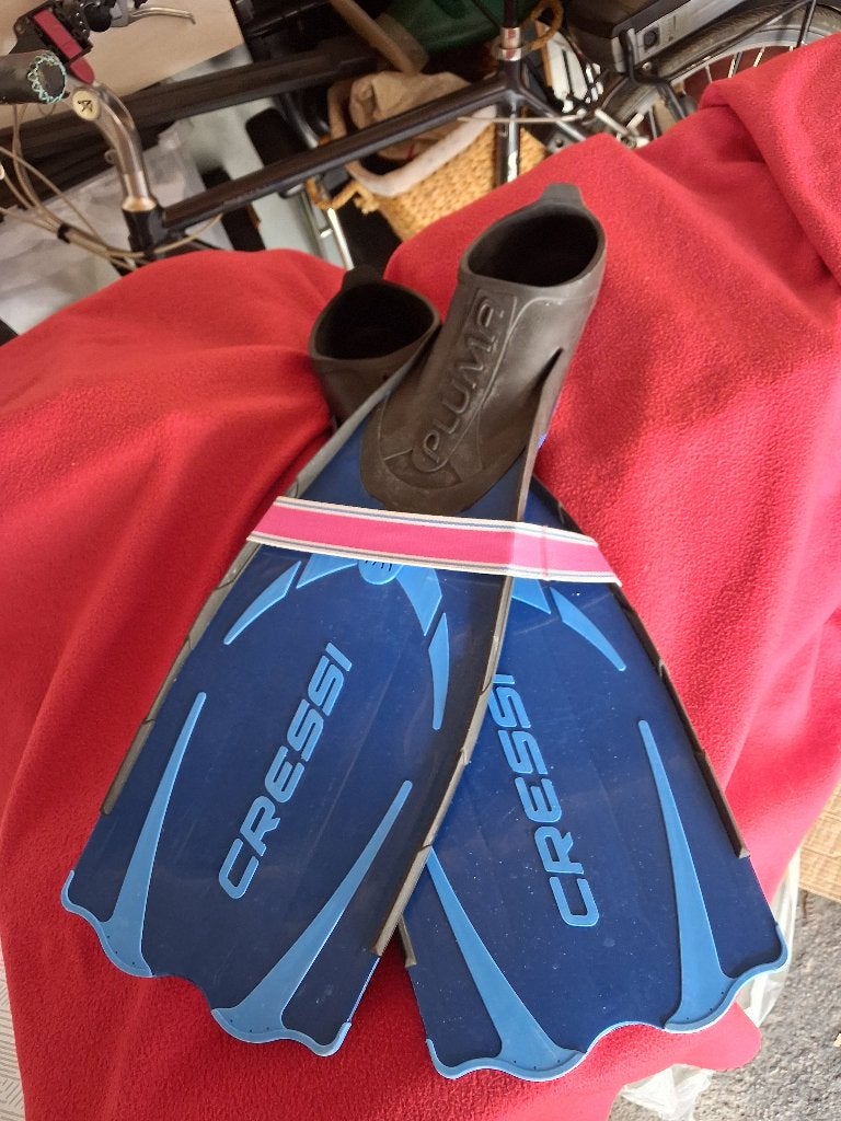 Palmes de plongée/snorkeling Cressi taille 43/44,, Enlèvement ou Envoi, Comme neuf, Palmes de natation ou de plongée