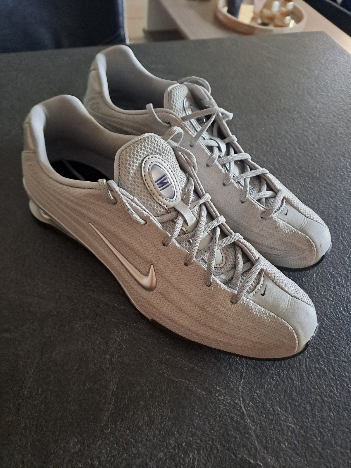 Nike Shox maat 40, Gris, Sneakers et Baskets, Nike, Comme neuf