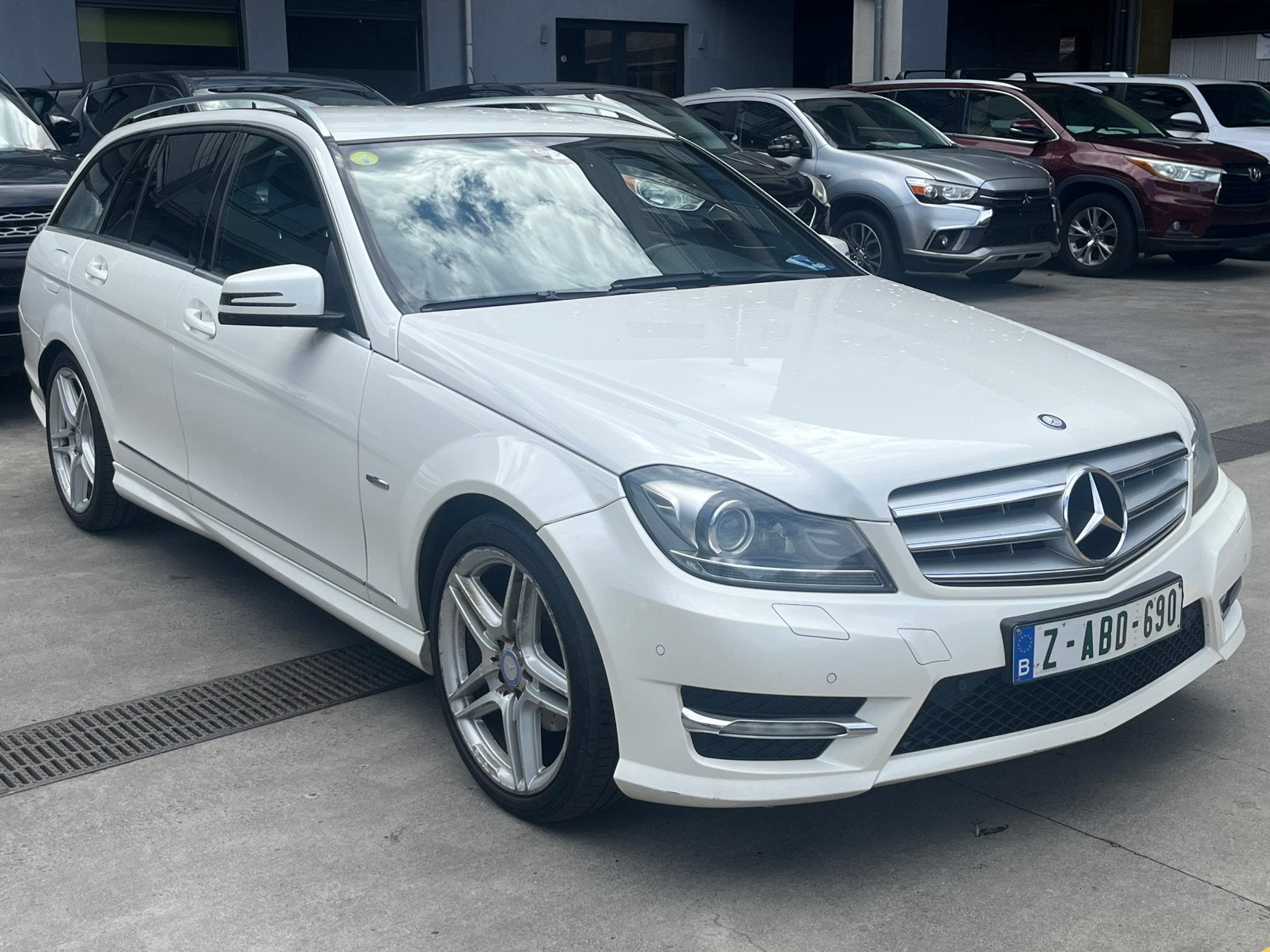 Mercedes c200 break diesel automatique full options, Autos, Mercedes-Benz, 100 kW, Euro 5, Achat, Entreprise