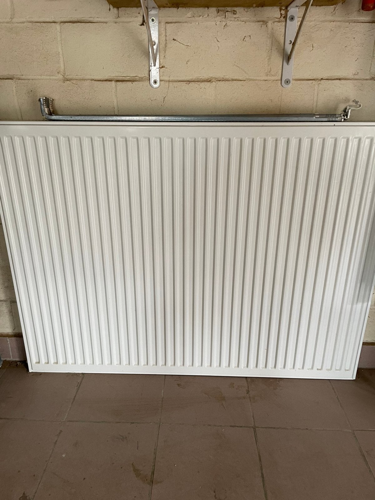Radiator, Ophalen, Zo goed als nieuw, Radiator