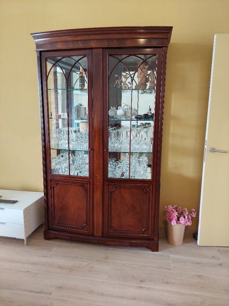 Glazen kast en dressoir, Ophalen, Gebruikt