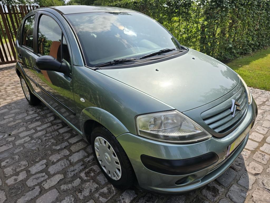 Citroën C3 1.1i SX / 211.749 km / benzine, Auto's, Stof, Zwart, 4 cilinders, Bedrijf