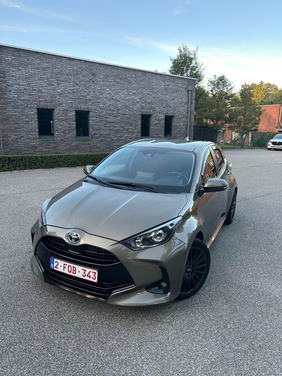 Toyota yaris 2022 te koop 19.000 prijs bespreekbaar, Autos, Achat, Ordinateur de bord, 5 portes, 5 places