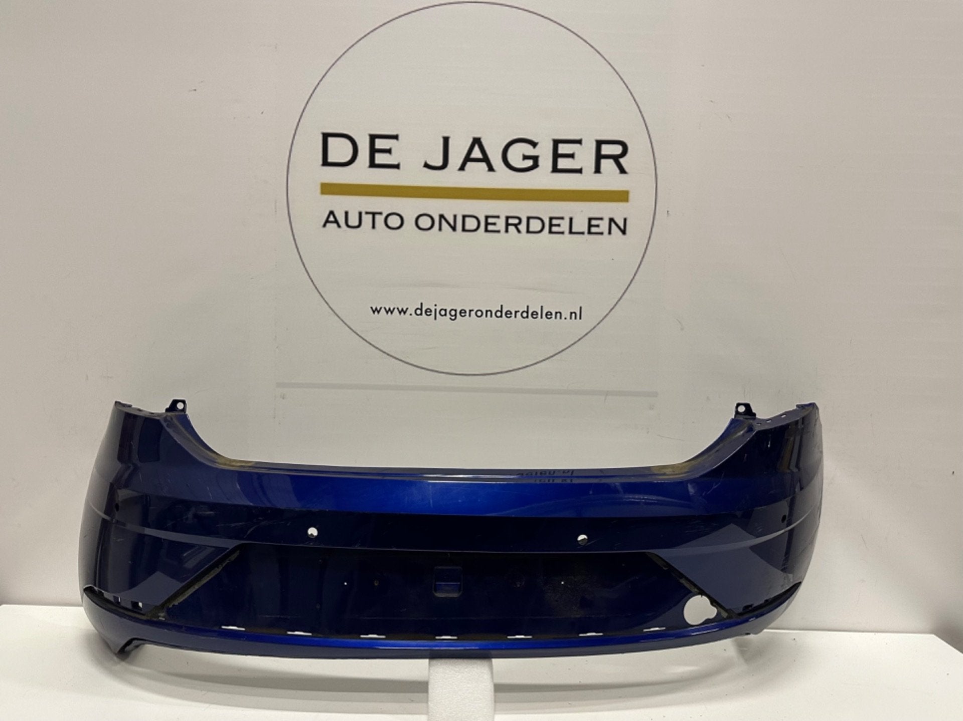 SEAT LEON 5F FR ACHTERBUMPER BUMPER 5F0807417, Gebruikt, Autovia A-2, Km 585 585
08760  Martorell, ES, SEAT S.A., Achter