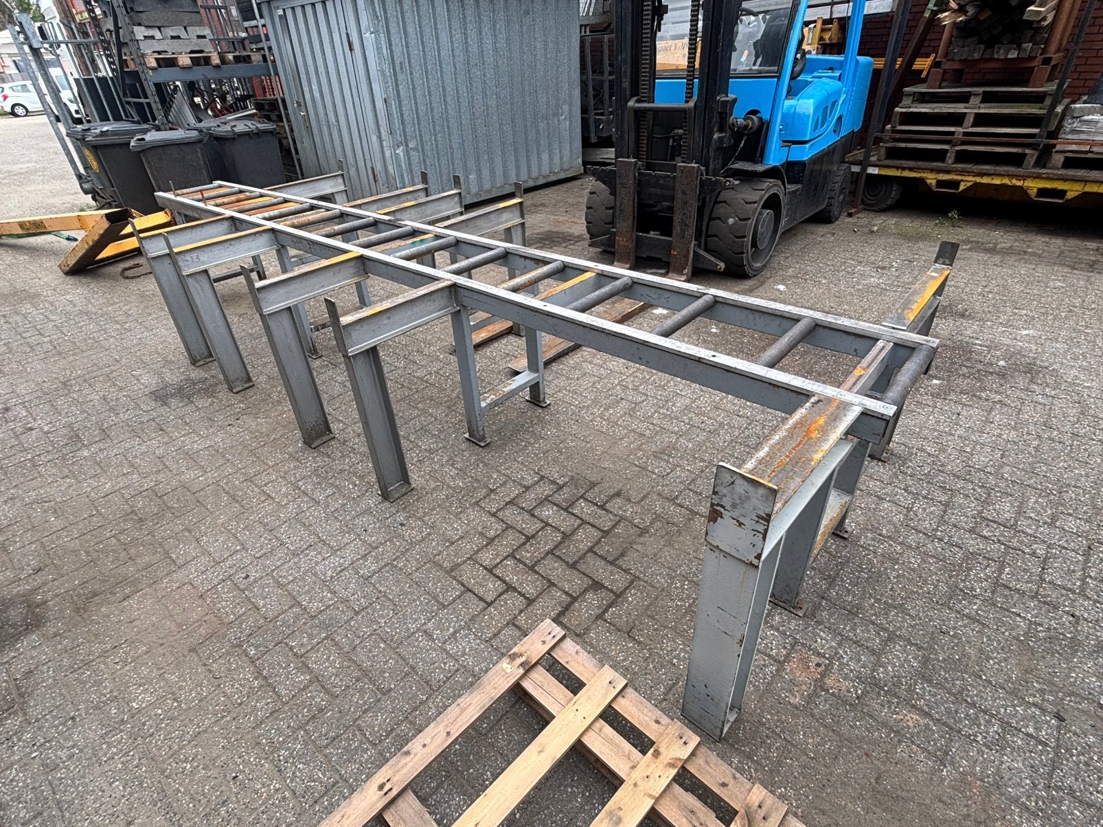Rollenbaan 5 meter lang 2x buffer opslag 164 cm breed, Doe-het-zelf en Bouw, Ophalen, Zo goed als nieuw
