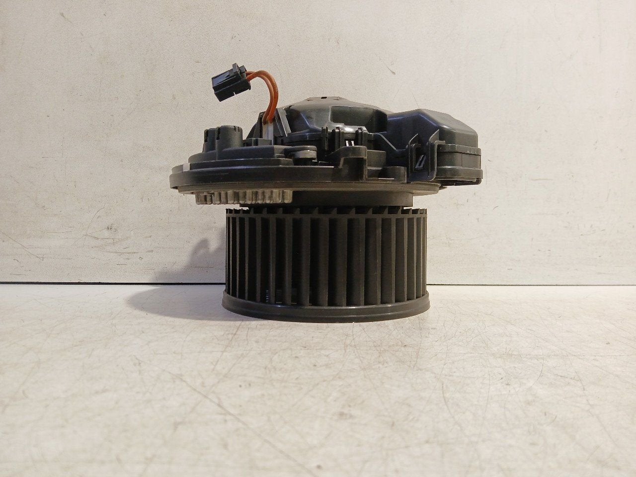 Kachel ventilator motor BMW 4 serie, Auto-onderdelen, Onderdelen@venauto.nl, Van der Ven Autorecycling B.V., Gebruikt, Ettenseweg 76, 4706 PB Roosendaal, The Netherlands