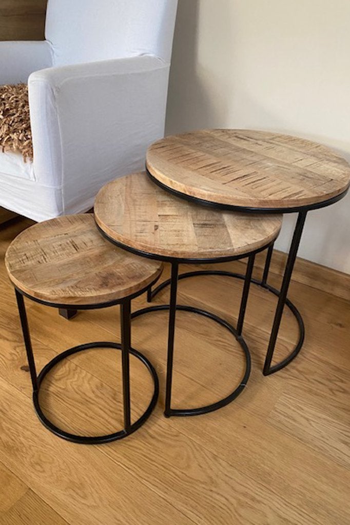 SET  van  3 ronde tafeltjes , hout en metaal, Rond, Zo goed als nieuw, Hout, Ophalen