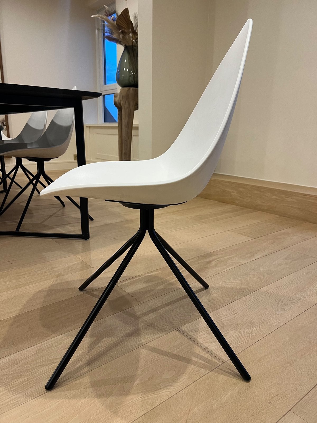 8 chaises BoConcept, modèle Ottawa, Enlèvement, Autres matériaux, Blanc, Moderne