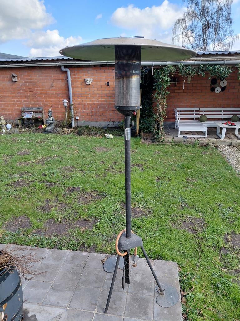 Terras heater gas, Ophalen, Gas