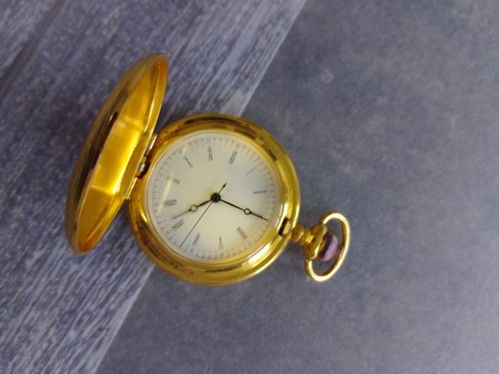 Goudkleurige zakhorloge, Ophalen