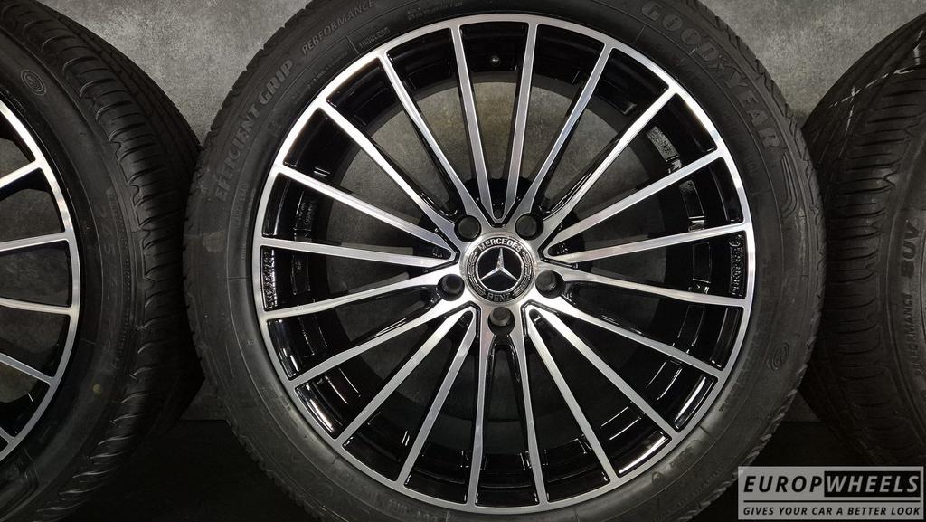 19 inch Mercedes Vito W639 W447 Zomerbanden Goodyear 245 45, 19 inch, -, -, Banden en Velgen