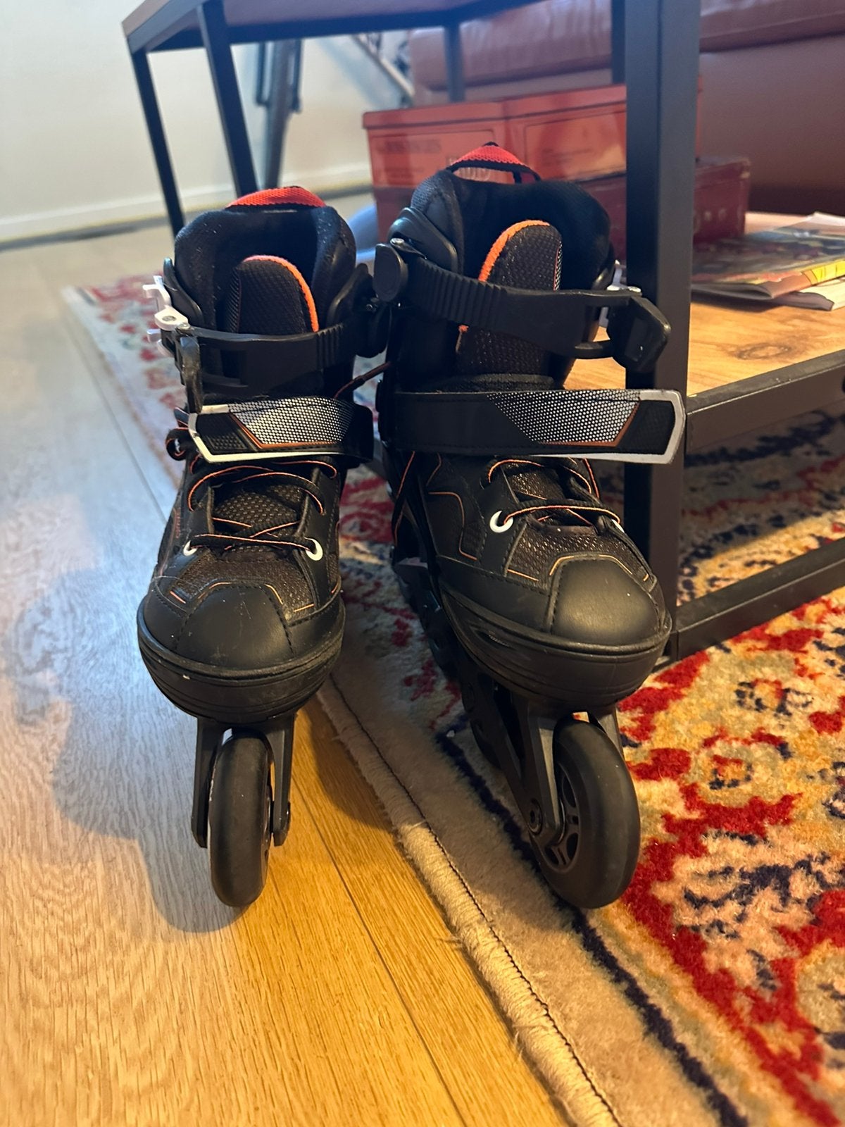 Patins à roues alignées Decathlon taille 32-35, Rollers 4 roues en ligne, Réglable, Enlèvement, Utilisé