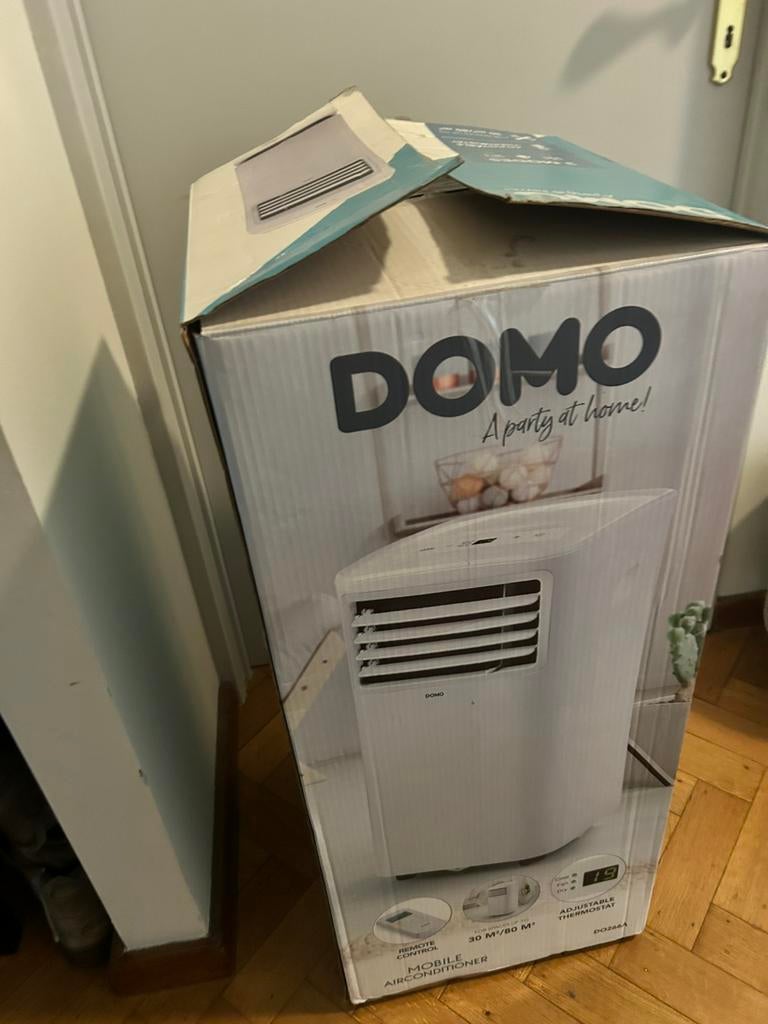 DOMO mobiele airconditioner, Ophalen, Zo goed als nieuw, Koelen en Ontvochtigen, Afstandsbediening