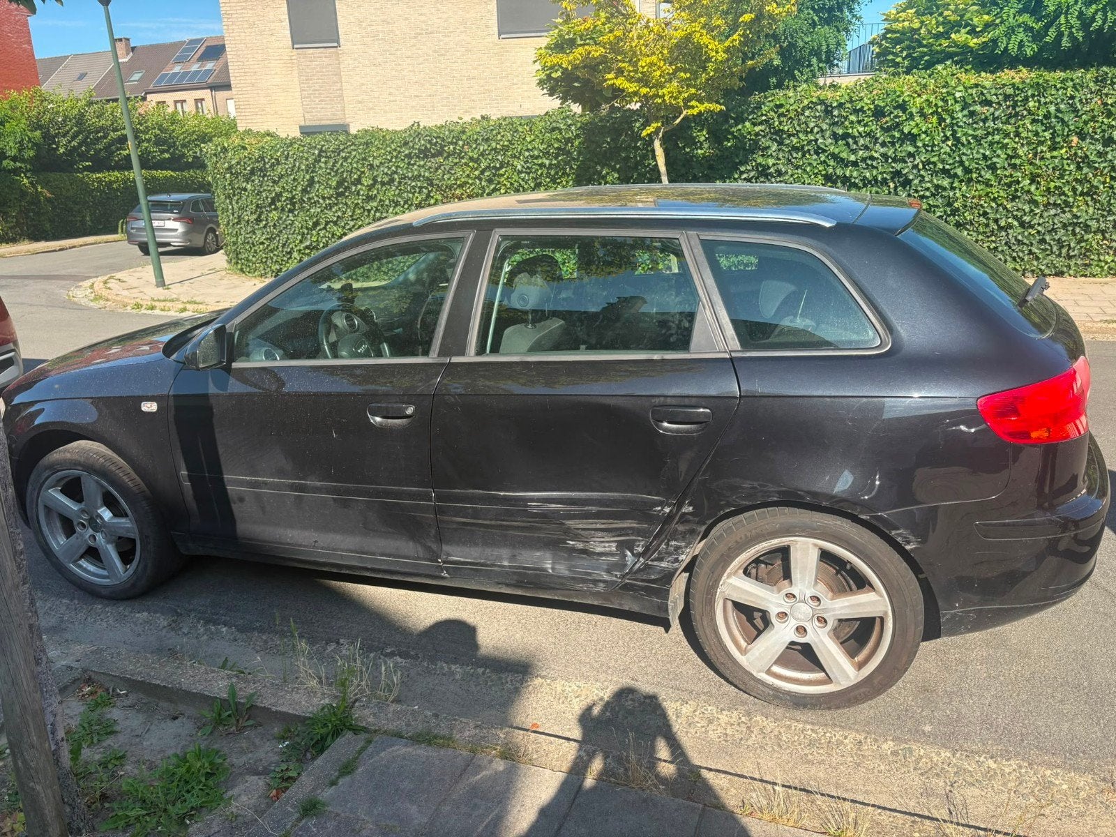 Audi A3 1.6 essence ACCIDENTÉ
