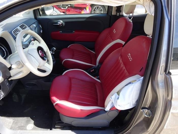 Kit revêtement (complet) d'un Fiat 500, Autos : Pièces & Accessoires, Habitacle & Garnissage, Fiat, Utilisé, 3 mois de garantie