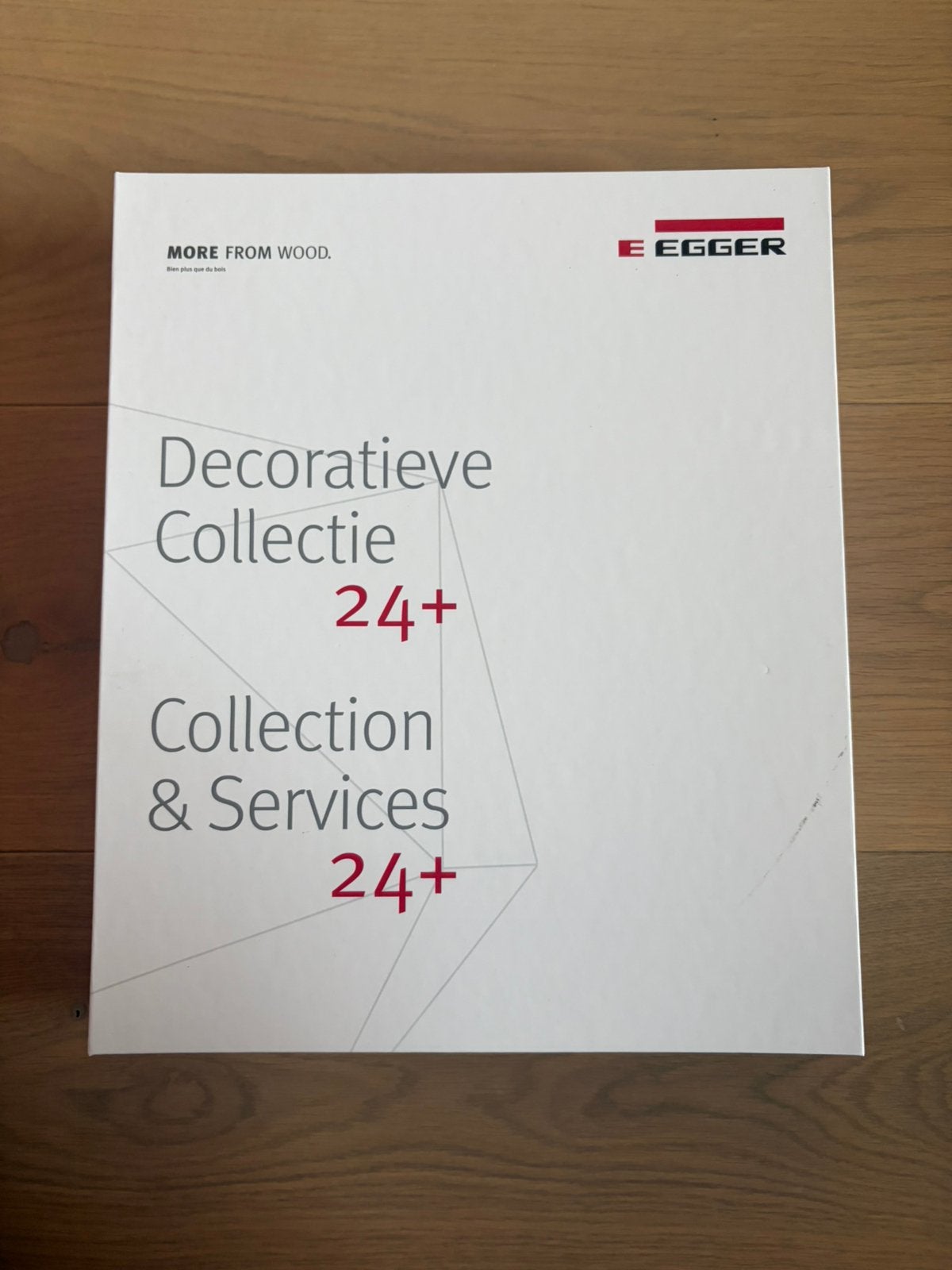 Carnet d'échantillons EGGER +carreau — collection décorative, Enlèvement, Comme neuf