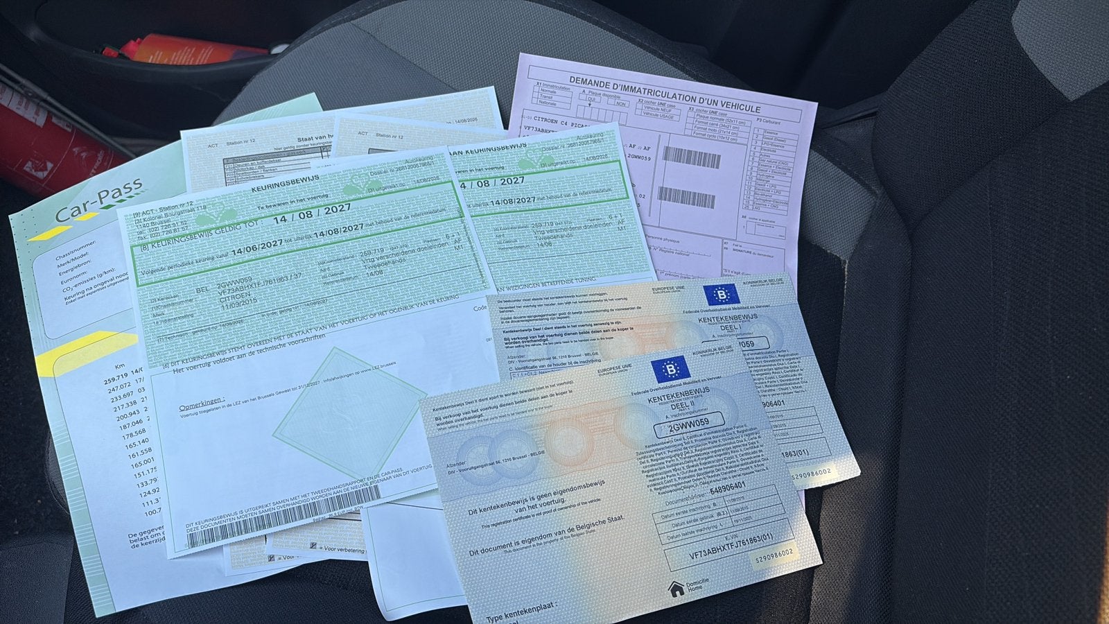 Citroen C4 Picasso e-HDi 116 Prete a immatriculer, Rouge, Achat, Euro 6, 7 places
