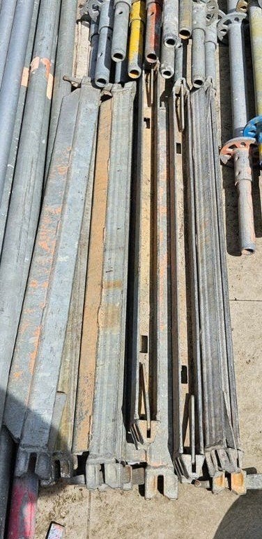 Layher steiger onderdelen, Ophalen, Gebruikt, Gevelsteiger, 5 meter of hoger