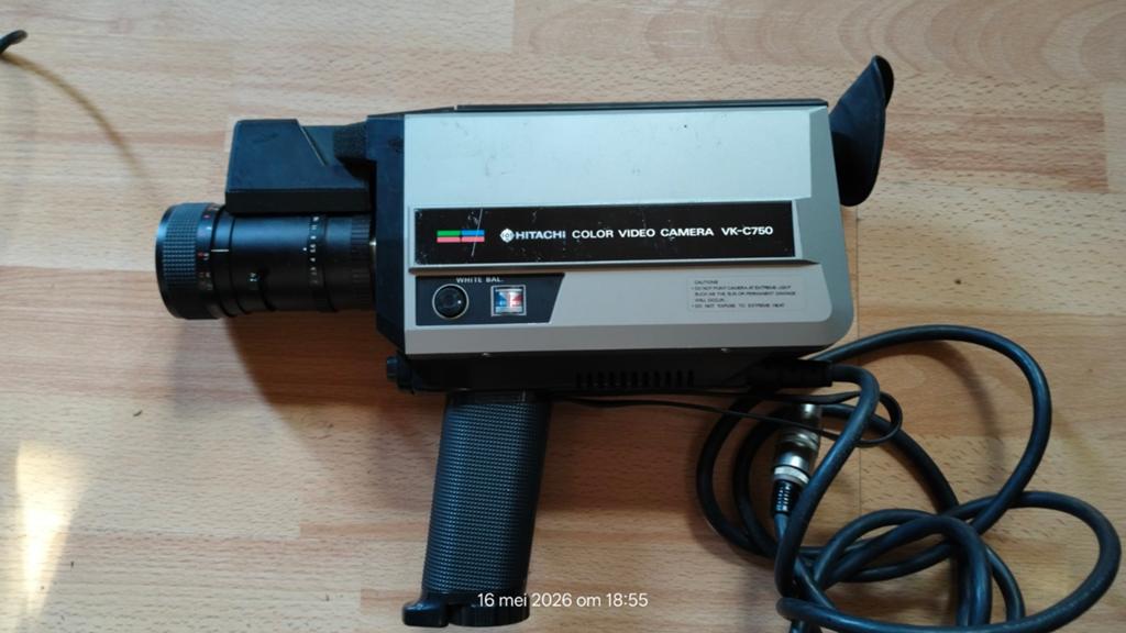 Hitachi VK-C750 Vintage Color Video Camera jaren '80, Ophalen, Camera
