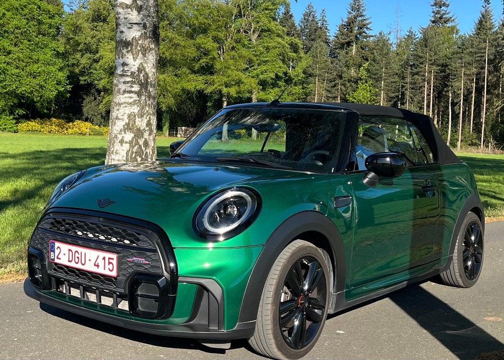 Mini Cooper Cabrio JCW, Autos, Mini, Particulier, Cabrio, ABS, Airbags, Air conditionné, Alarme, Apple Carplay, Climatisation automatique