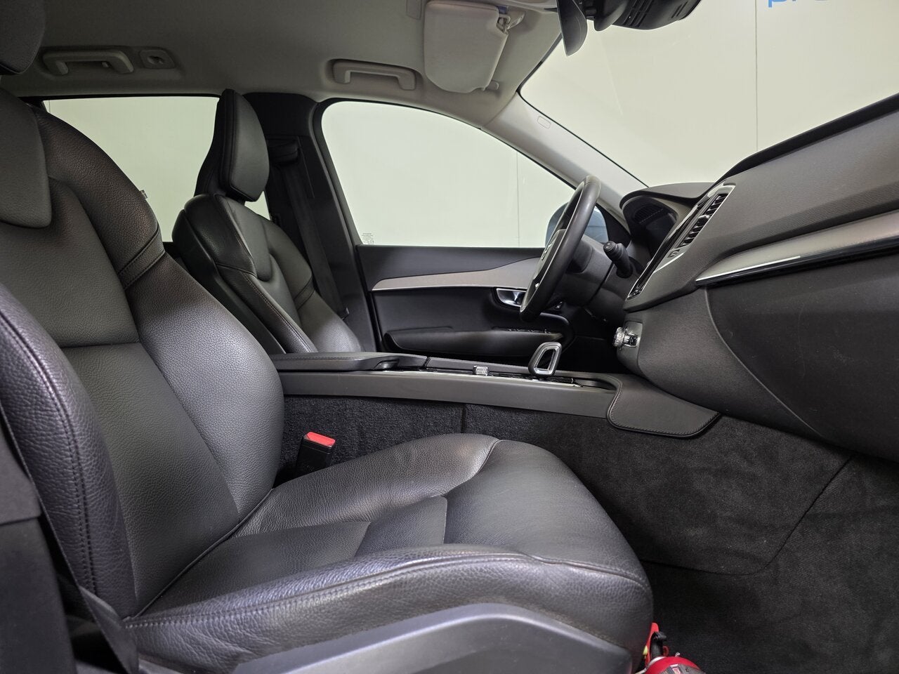Volvo XC90 T8 Recharge AWD PlugIn - 7 Pl - Topstaat! 1Ste E, Auto's, Volvo, 0 min, 0 kg, 7 zetels, https://public.car-pass.be/vhr/ccea0fb4-9ba6-4835-a1e1-3d031407be19