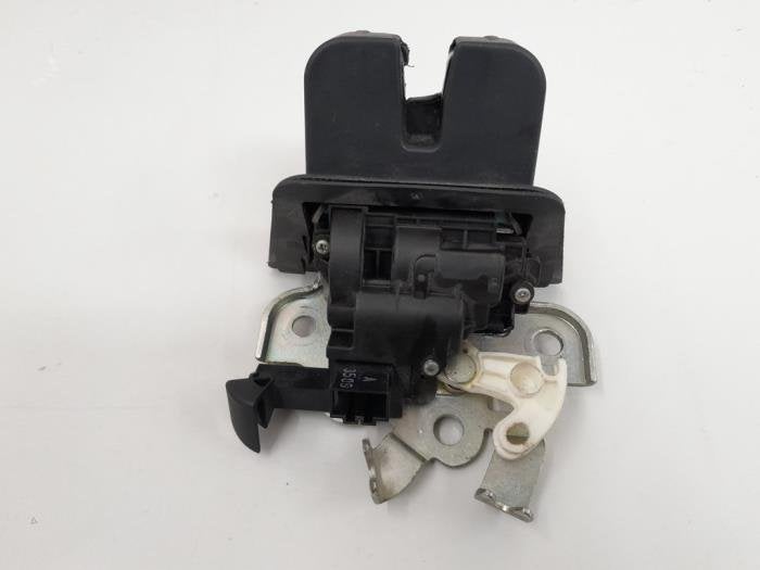 Mécanique de verrouillage hayon d'un Audi A4, Autos : Pièces & Accessoires, -, 3 mois de garantie, Audi, Utilisé