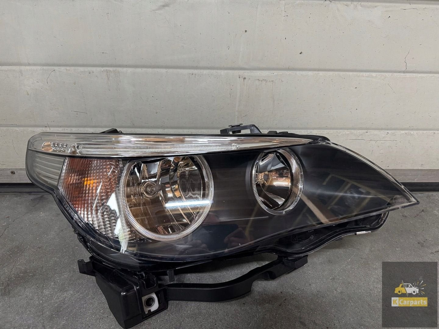1EF00867308, BMW 5 E60 E61 rechter lampje Lampje vlak NIEUW, Petuelring 130
80788  Munich, DE, Gebruikt, Info@bmw.de, BMW