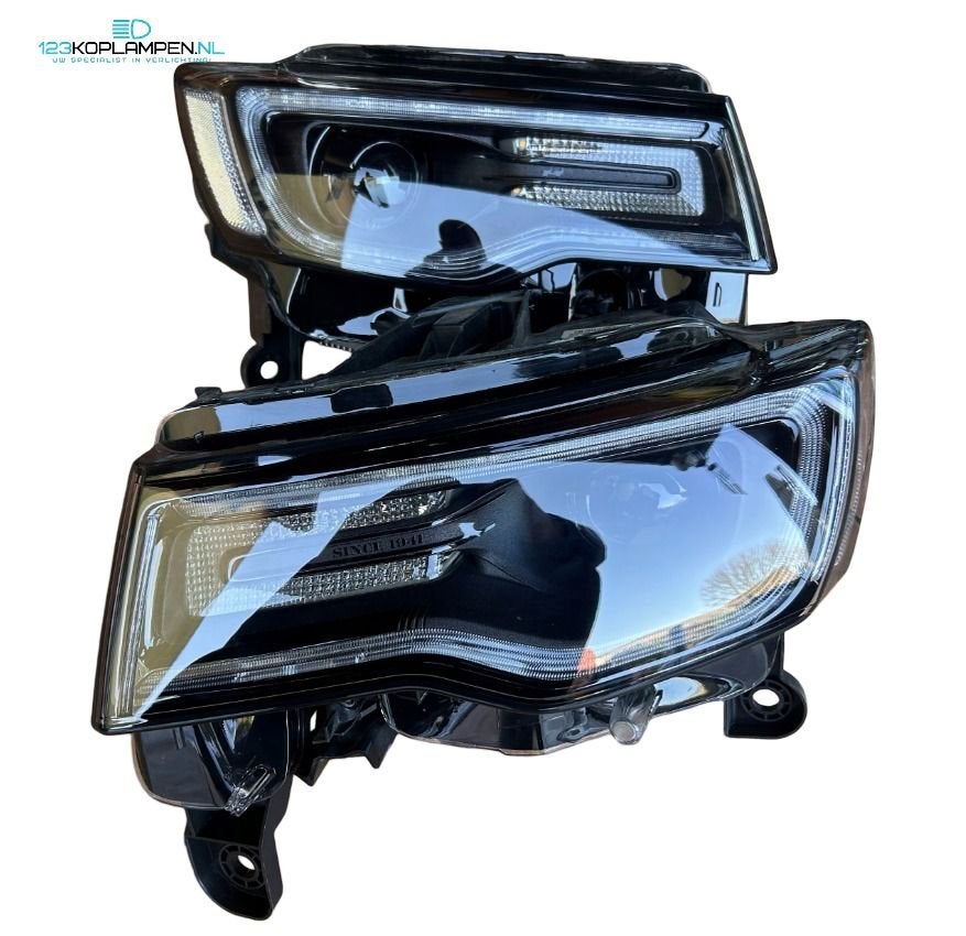 Jeep Grand Cherokee SRT WK2 facelift koplamp koplampen links, Gebruikt, -, -, -